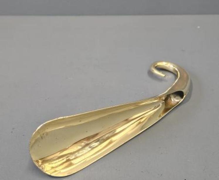 Victorian Brass Shoe Horn - Image 1