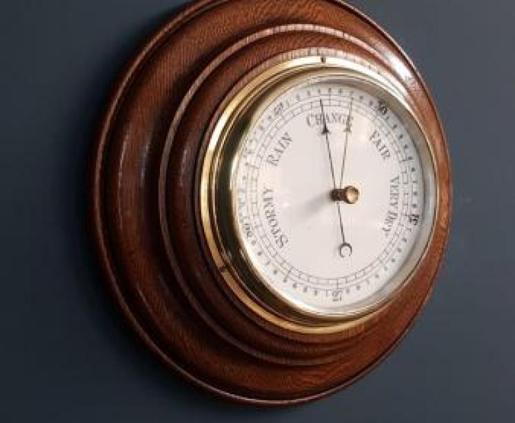 Turned Oak Aneroid Barometer  - Image 4