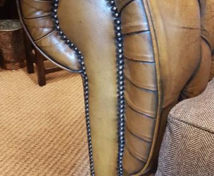 Superb 1930's Leather Chesterfield Sofa - Image 5