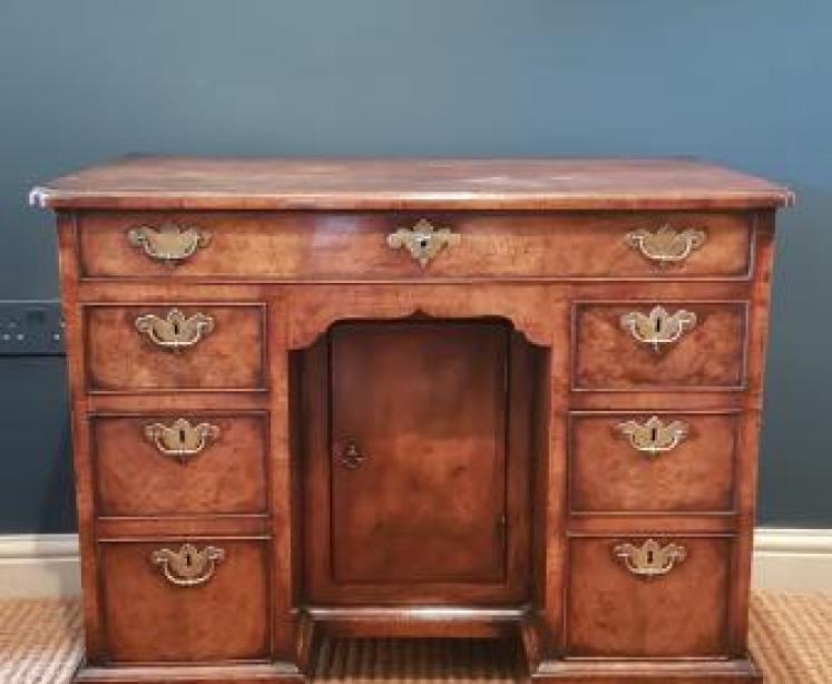 George II Walnut Kneehole Desk - Image 1