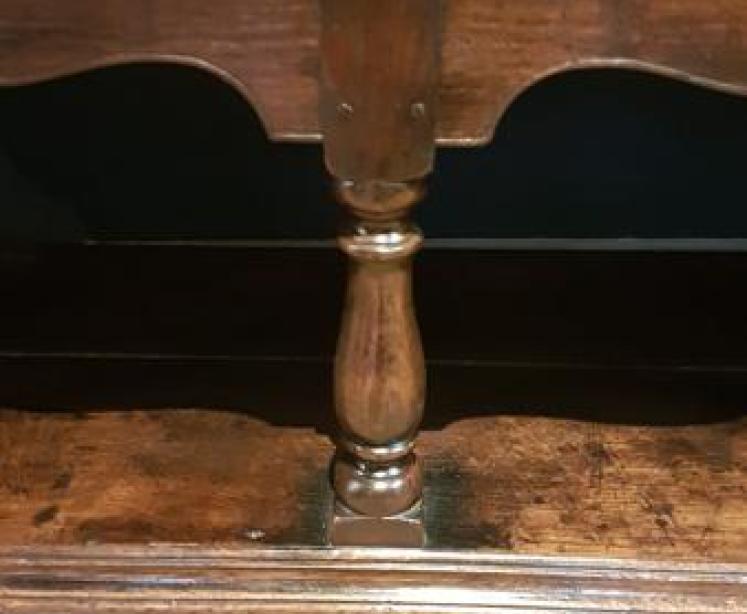George III Oak Montgomeryshire Dresser - Image 6