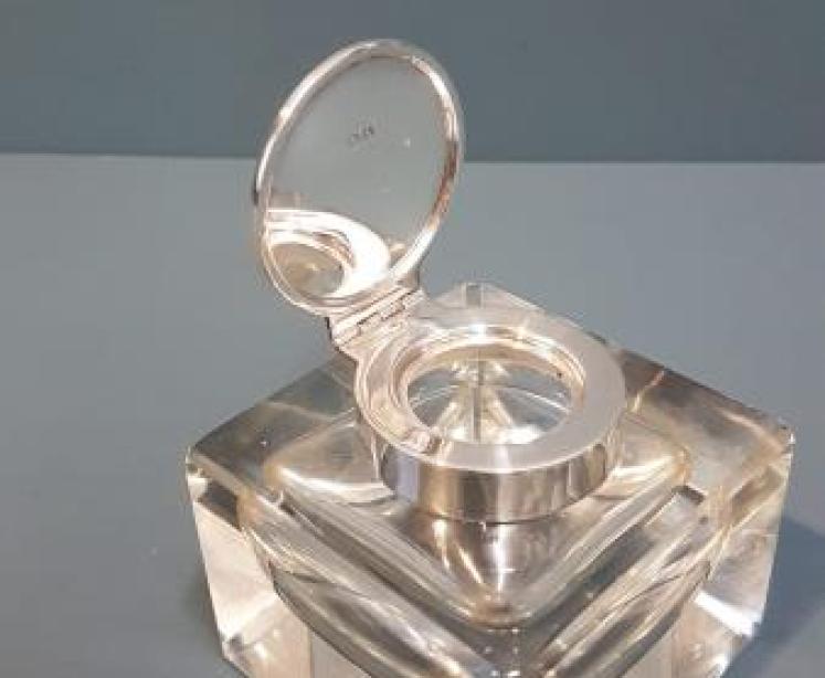 Large Edwardian Silver Top Ink Well - Image 3