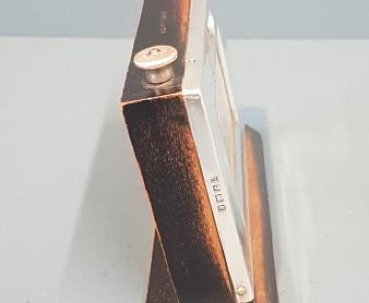 George V Silver Faced Perpetual Desk Calendar - Image 3