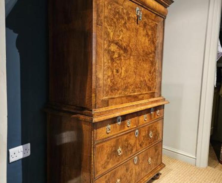 William and Mary Period Walnut Escritoire - Image 3