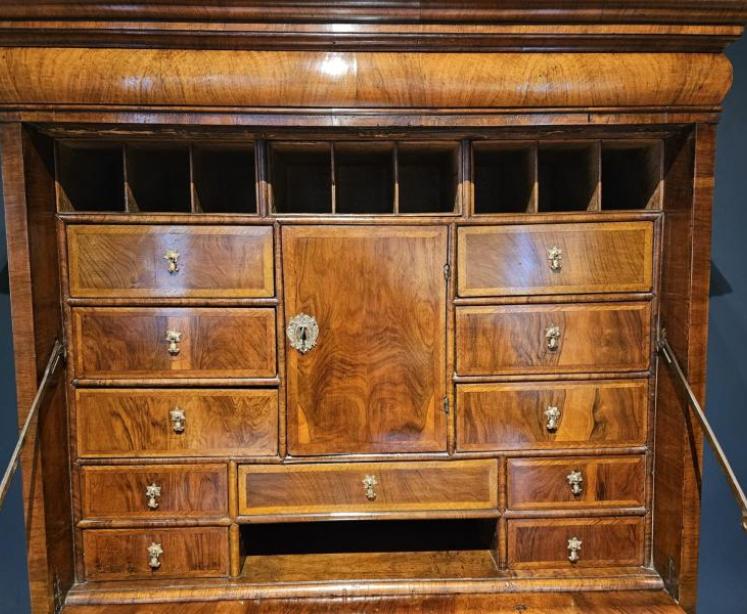 William and Mary Period Walnut Escritoire - Image 7
