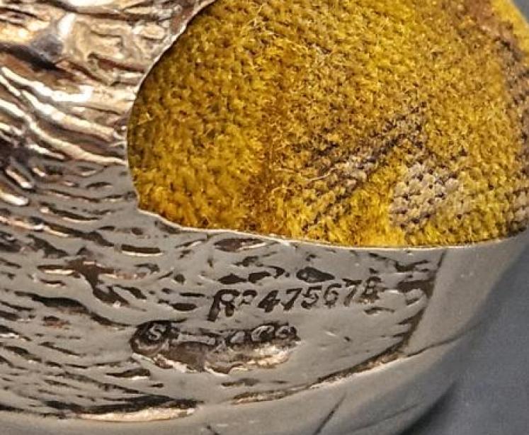  Chick Pin Cushion by Sampson Mordan - Image 3