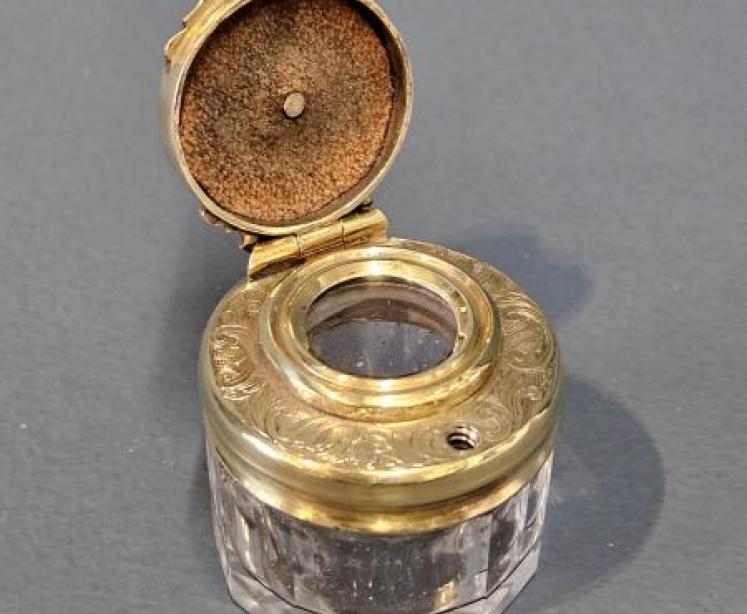 William IV Silver Gilt Travelling Ink Well - Image 6