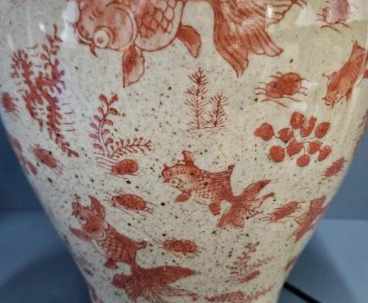 Oriental Porcelain Hand Decorated Lamp and Shade - Image 3