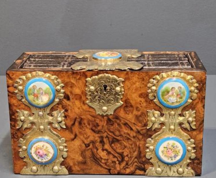 Victorian Burr Walnut Journal Box - Image 2