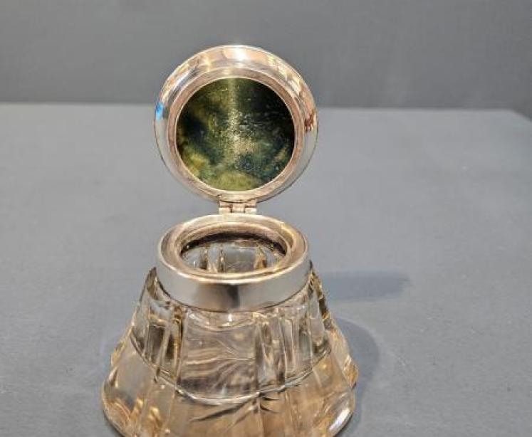 Immaculate Silver and Enamel Ink Well - Image 3