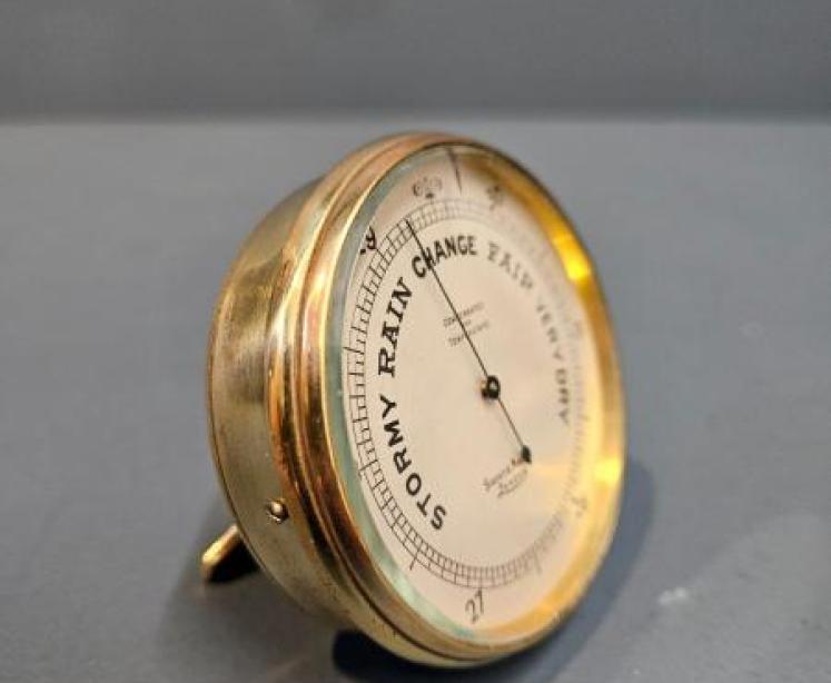 Short & Mason Portable Barometer  - Image 6