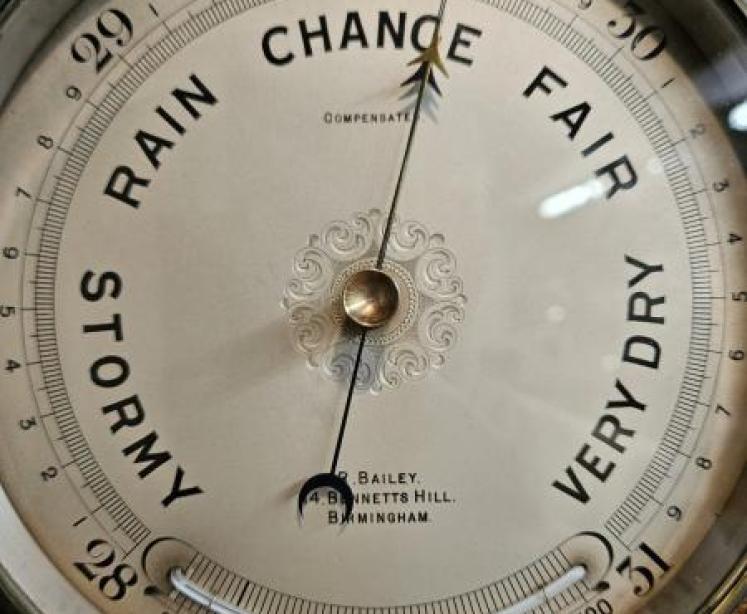 Carved Oak Ships Barometer with Crescent Thermometer - Image 3