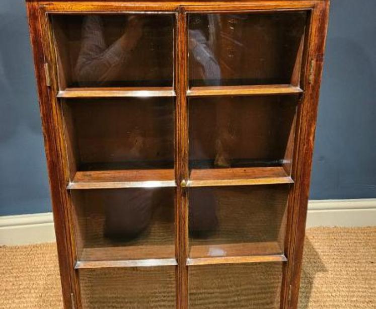 Georgian Four Sided Collectors Cabinet - Image 6