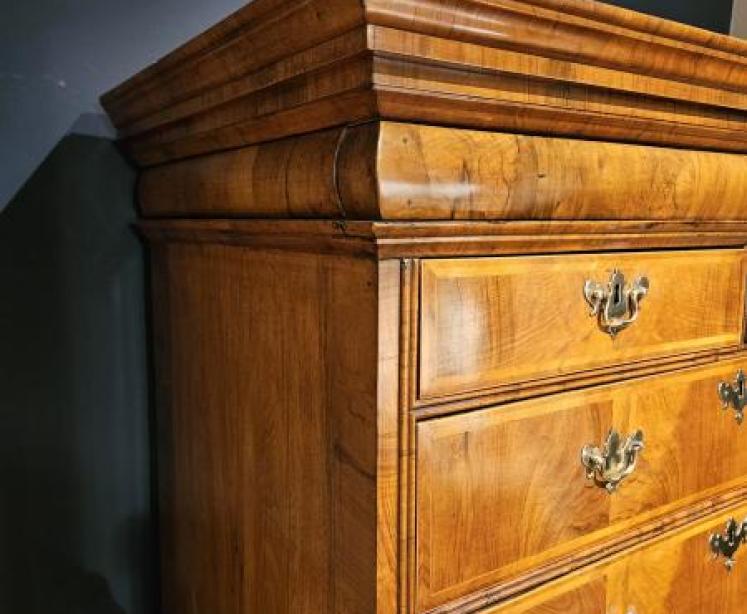 George I Walnut Chest on Stand - Image 5