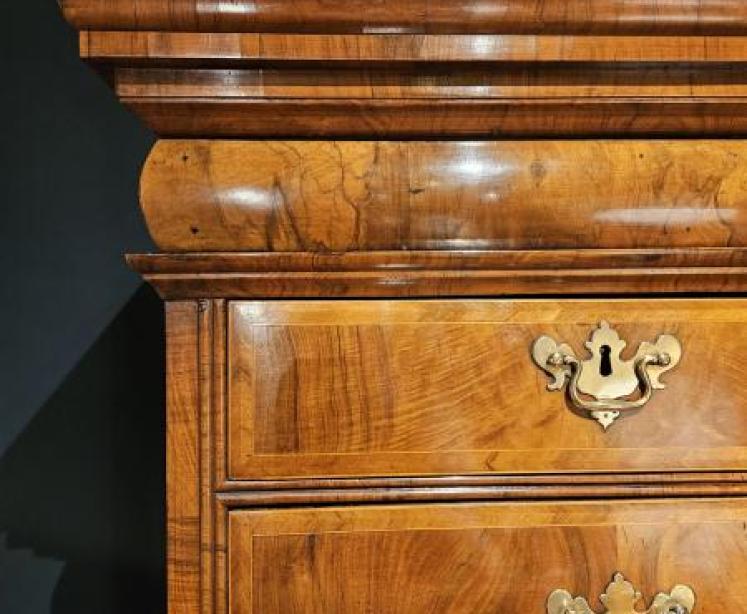 George I Walnut Chest on Stand - Image 7