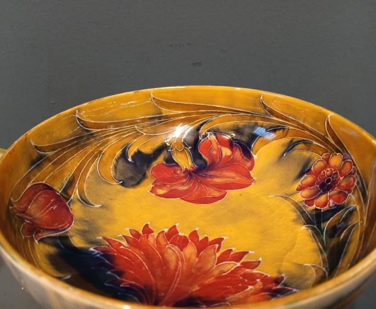 Early Moorcroft Spanish Twin Handled Tazza - Image 2