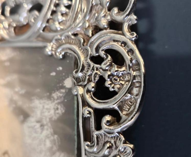 Victorian Silver Photo Frame  - Image 4