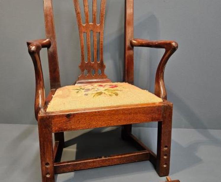George III Mahogany Child's Chair - Image 6