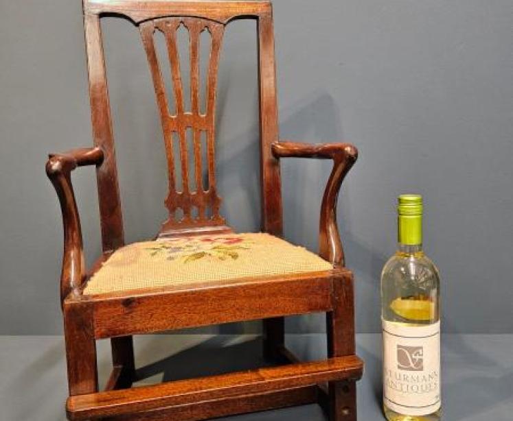 George III Mahogany Child's Chair - Image 7
