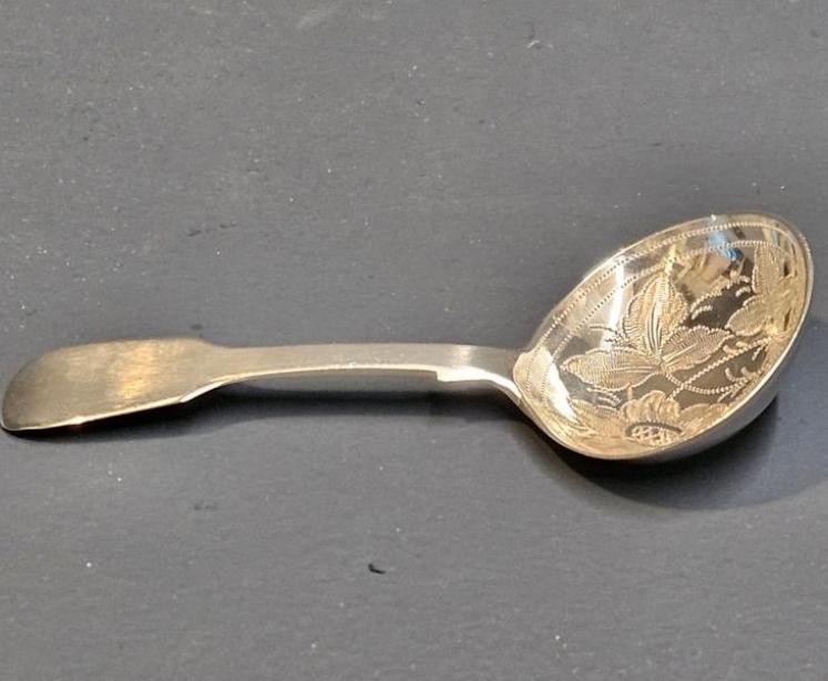 Early Victorian Silver Caddy Spoon - Image 4