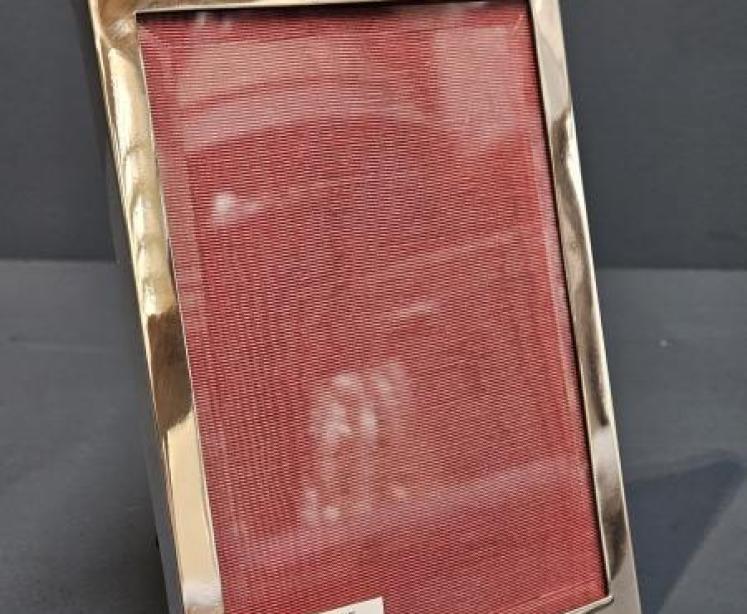 Superior Quality Victorian Silver Photo Frame - Image 5