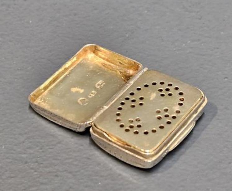 Silver Vinaigrette - Image 4