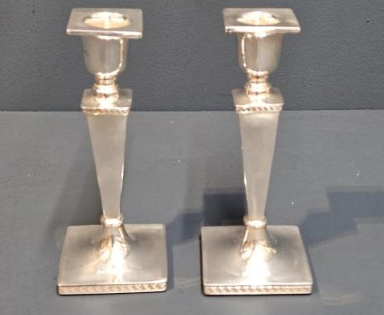Pair of George V Period Walker & Hall Silver Candlesticks - Image 1