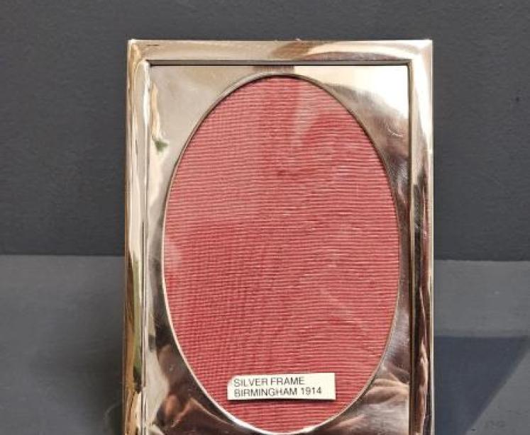 George V Silver Photo Frame - Image 1