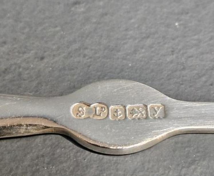 Set of Six George V Silver Crab Picks - Image 5