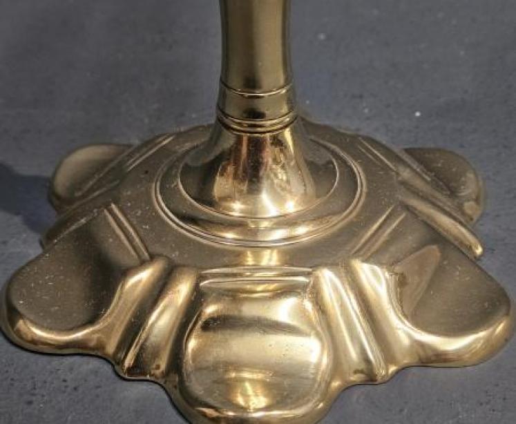 Pair of George III Brass Petal Base Candlesticks - Image 4