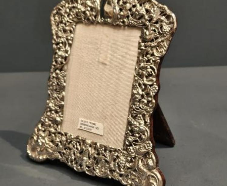 Victorian Silver Photo Frame  - Image 3