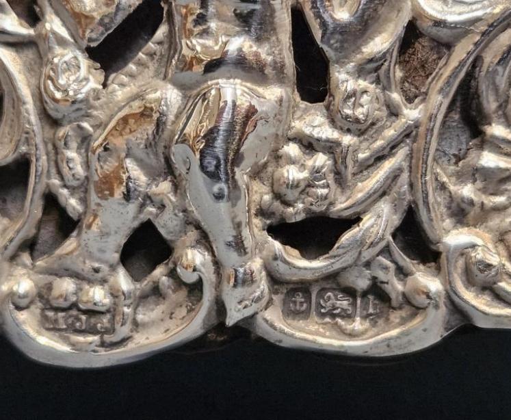 Victorian Silver Photo Frame  - Image 4