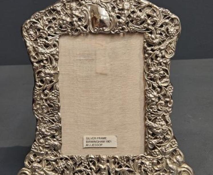 Victorian Silver Photo Frame  - Image 6
