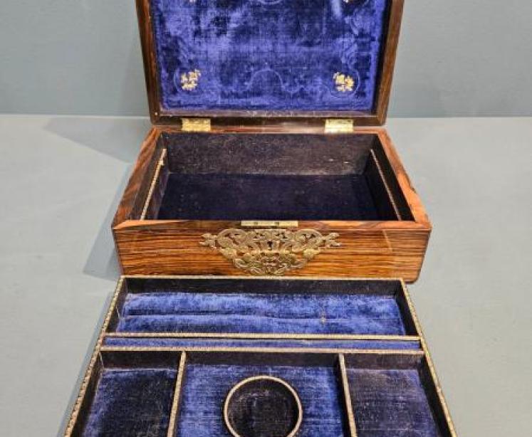 Victorian Coromandel Jewellery Box - Image 3