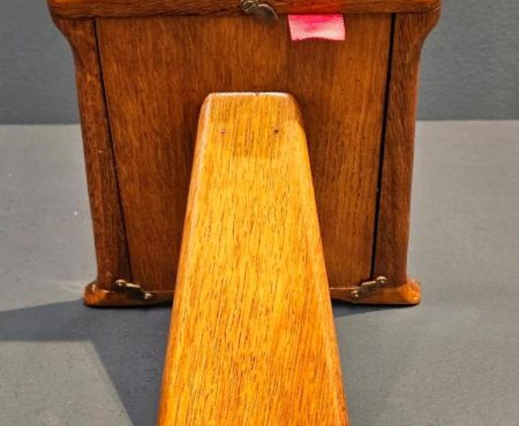 George V Silver Photo Frame  - Image 2