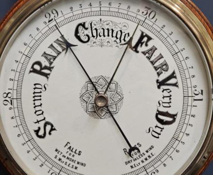 Oak Victorian Banjo Barometer - Image 5