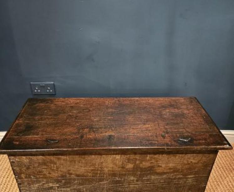 George I Oak Coffer - Image 7