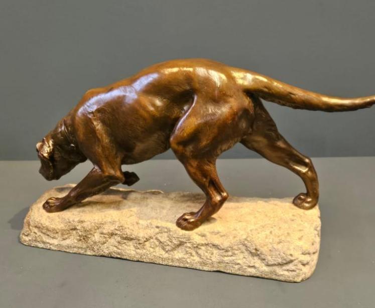 Bronze of a Pointer by Georges Gardet - Image 5