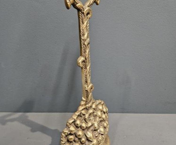 Victorian Brass Flower Basket Door Stop - Image 4