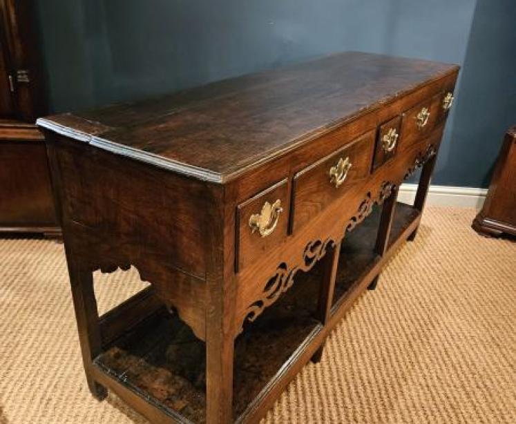 George II Oak Open Pot Board Dresser - Image 3