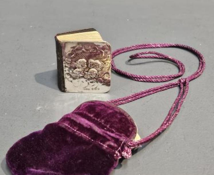 Edwardian Silver Faced Book of Prayer - Image 1