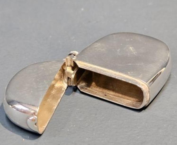 Edwardian Chester Silver Vesta - Image 4