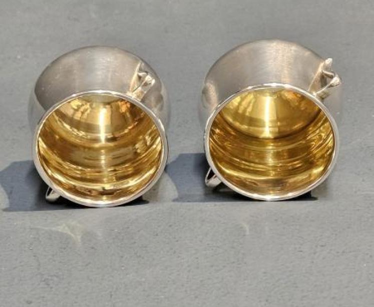 Pair of Edwardian Silver Cauldron Salts - Image 5