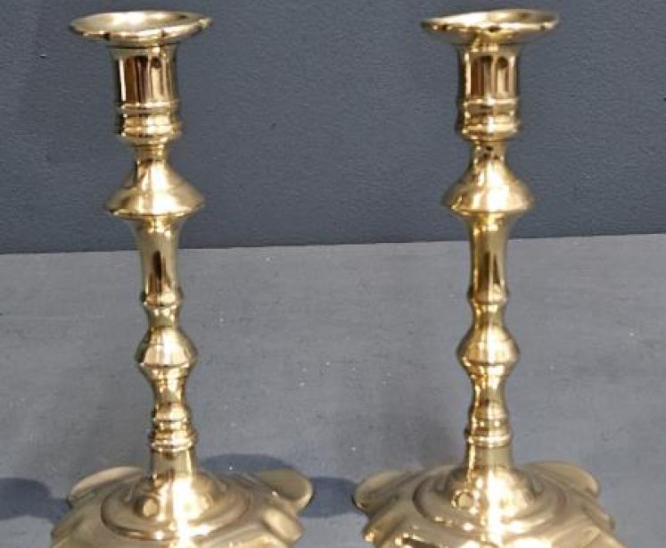 Pair of George III Brass Petal Base Candlesticks - Image 1