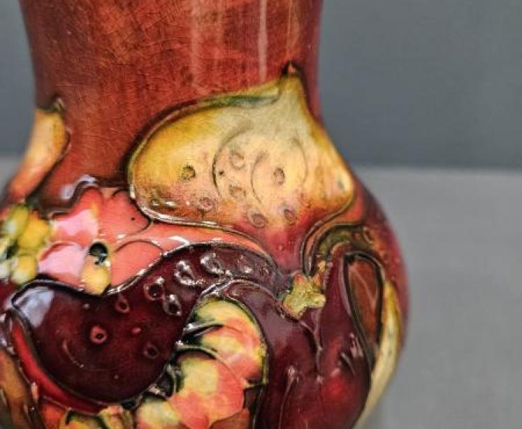 Moorcroft Slipper Orchid Flambé Vase - Image 5