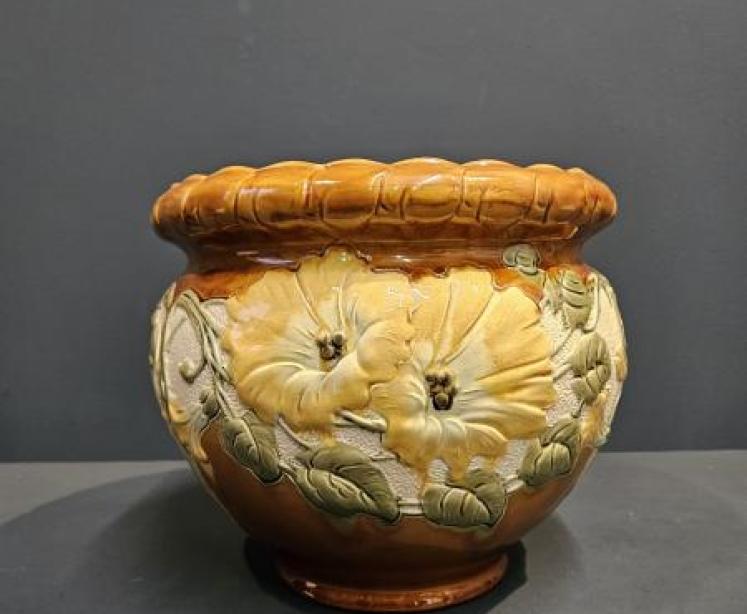 Large Burmantofts Art Pottery Faience Sunflower Jardiniere - Image 7