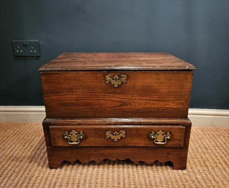 George II Coffer Bach - Image 1