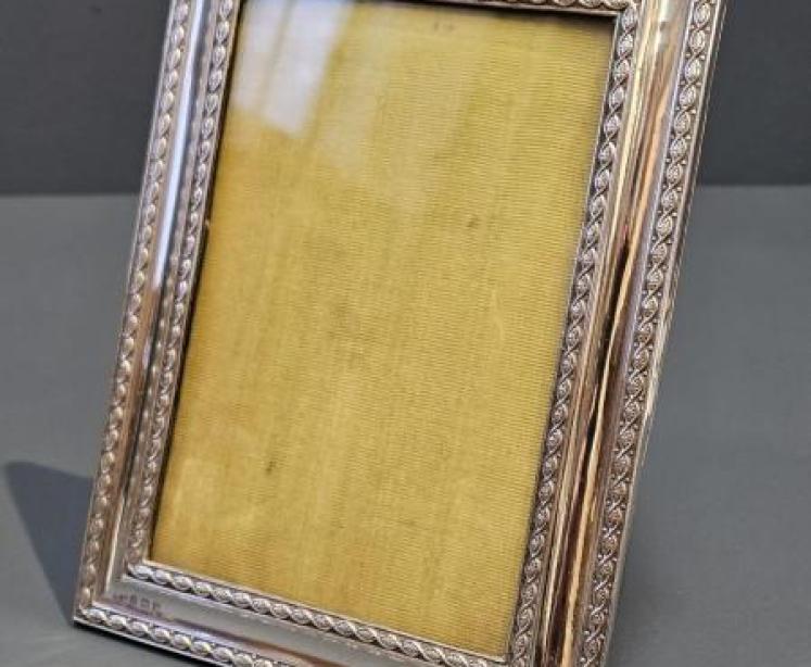 George V Silver Photo Frame - Image 2