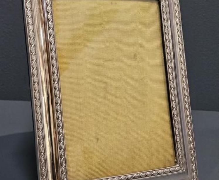 George V Silver Photo Frame - Image 3