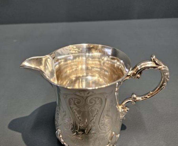 Fine Quality Early Victorian Silver Jug by Bernard - Image 5